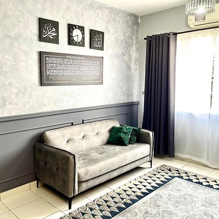 Dp Islamic Homestay Setia Alam Zewnętrze zdjęcie
